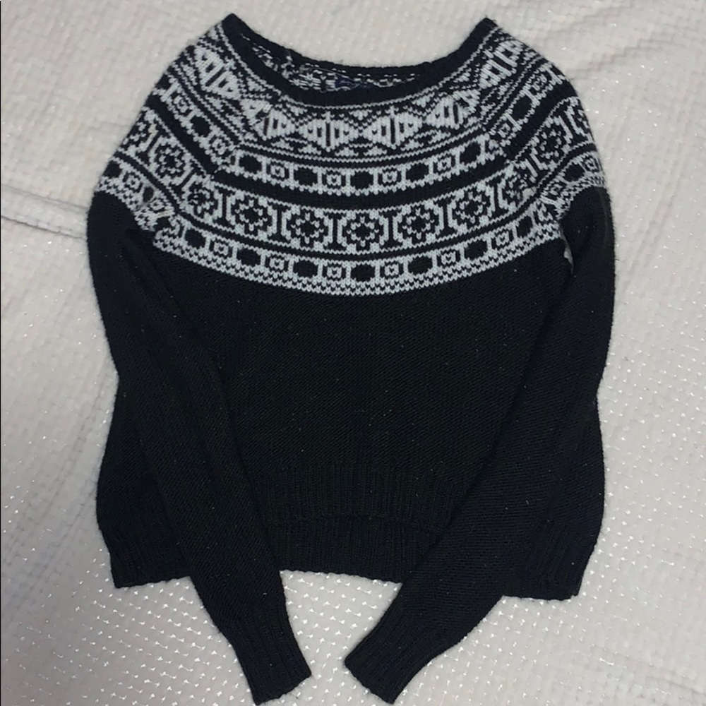 Never worn American Eagle comfy sweater